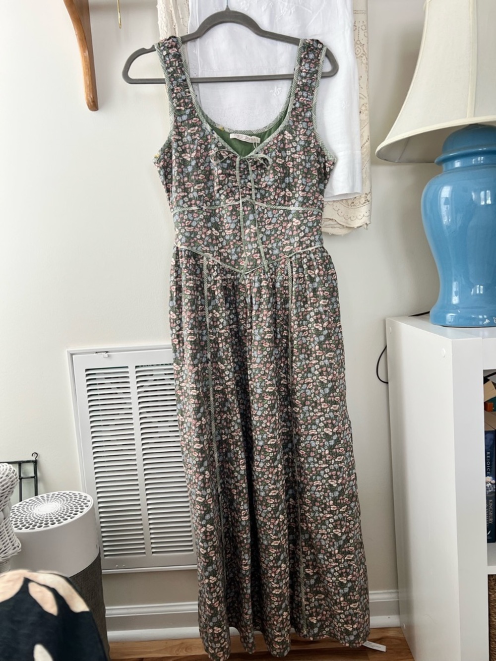 Christy Dawn Alessandra size small